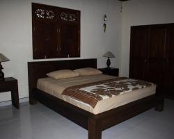 Careen Guest House