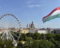 Budapest Places - Lizzy Studio