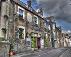 The Old Bath Arms Hotel