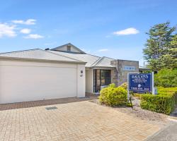 Baudins of Busselton Bed and Breakfast - Adults only