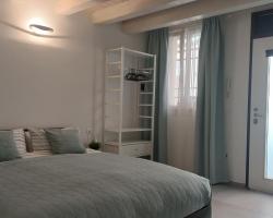 Room 28