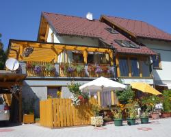 Ferienwohnungen Haus Livia