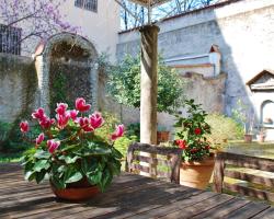 Secret Garden Apartment