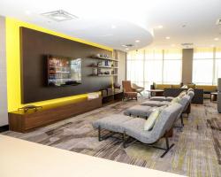 Courtyard by Marriott Toronto Brampton