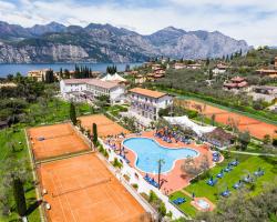 Club Hotel Olivi - Tennis Center