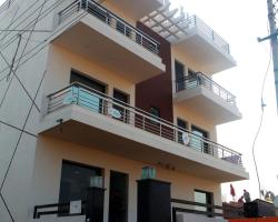 OYO Apartments Cyber Park