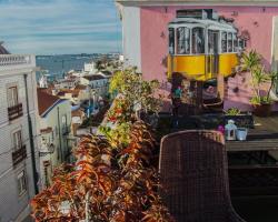 Alfama Patio Apartments