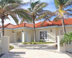 Beachcomber Villa Aruba