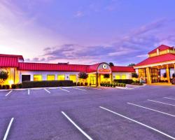 Village Inn Clemmons-Winston Salem, Trademark by Wyndham