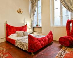 La Traviata Historical Loft