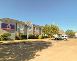 Motel 6 McAlester OK - South