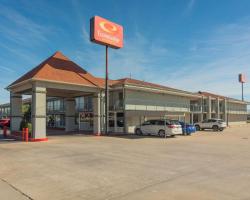 Econo Lodge Inn & Suites Near Bricktown