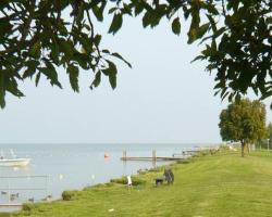 Huisje Aan Het Markermeer