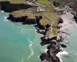 Port Gaverne Hotel