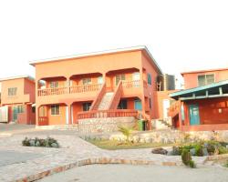 Asaasi Yaa Beach Resort