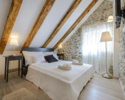 Luxury Deluxe Apartment