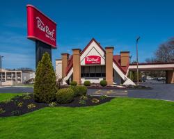 Red Roof Inn and Suites Newark - University