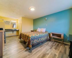 Catalina Motel