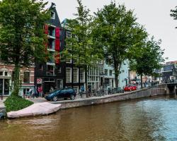 Amsterdam Downtown Hotel Canal View