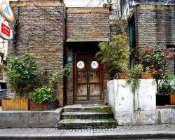 People's Square Youth Hostel