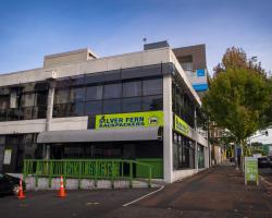 シルバーファーン バックパッカーズ