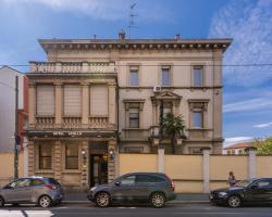 Hotel Apollo