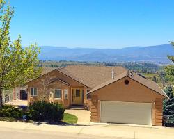 Acker Vacation Rentals Kelowna