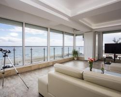 Sea View Penthouse Mamaia