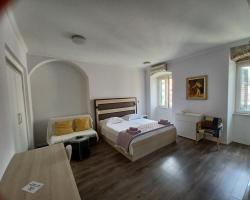 JR Luxury Guesthouse