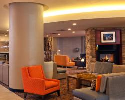 Courtyard by Marriott Alexandria Pentagon South