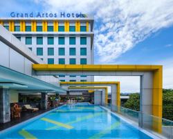 Grand Artos Hotel & Convention