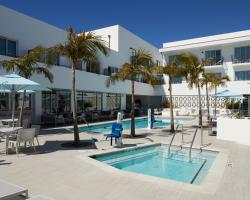 Courtyard by Marriott Santa Barbara Downtown