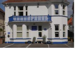 Southern Breeze Lodge - Adults Only