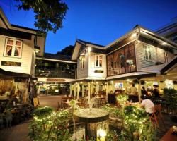 Silom Village Inn