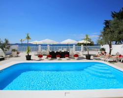 Villa Triana-Adults Only