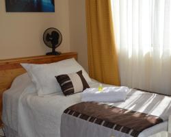 Hostal The Executive inn