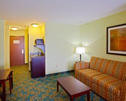 Holiday Inn Express Hotel & Suites Thornburg-S. Fredericksburg, an IHG Hotel