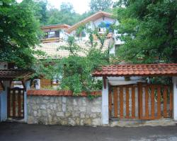 Rooms for Rent - Villa Desi