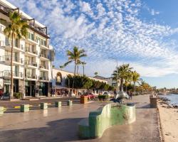 Seven Crown La Paz Malecon