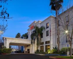 Hampton Inn & Suites Tulare