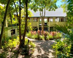 Jackaroo Treehouse Rainforest Retreat