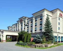 Hampton Inn & Suites Laval
