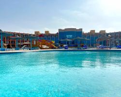 Sinaway Lagoon Aquapark Hotel and Spa