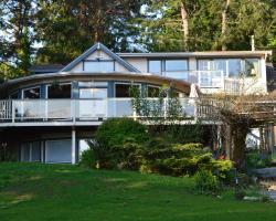 Mill Bay Shores Bed and Breakfast