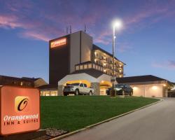 Orangewood Inn & Suites Kansas City Airport