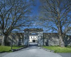 Castle Arch Hotel