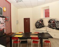 Hostel Garazh