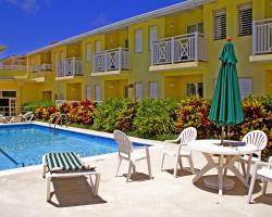 Tropical Winds Apartment Hotel