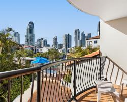 Chevron Palms by Gold Coast Premium