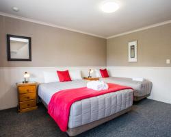 Te Anau Top 10 Holiday Park and Motels